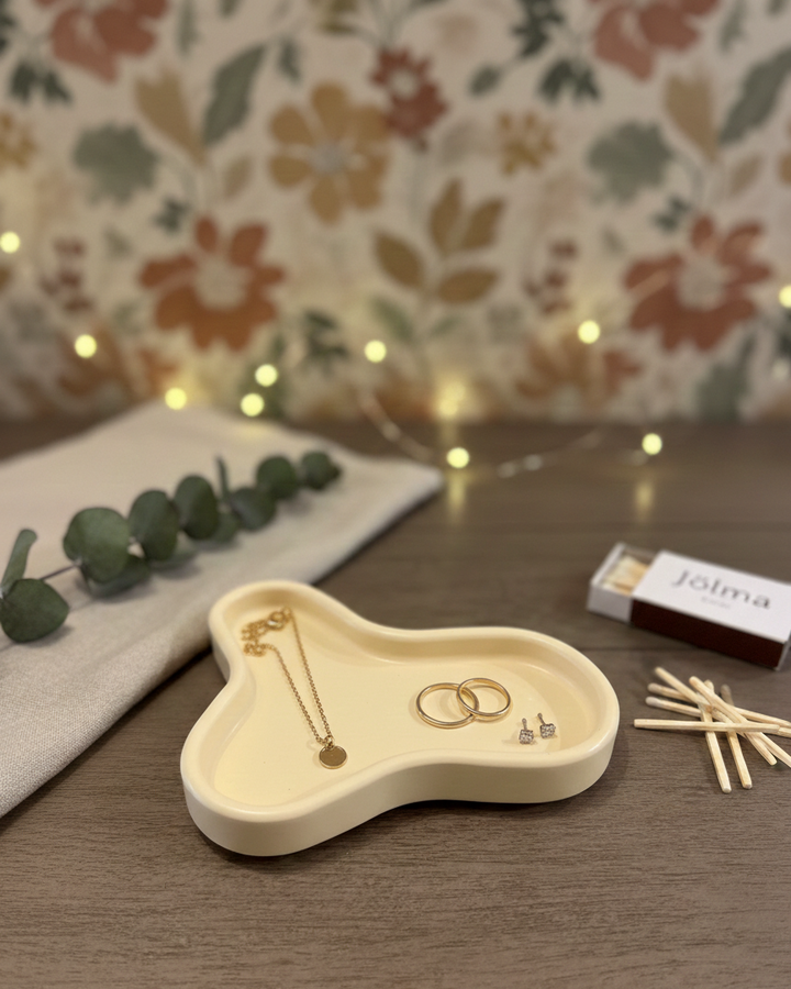 Handcrafted Jesmonite Clover Trinket Tray