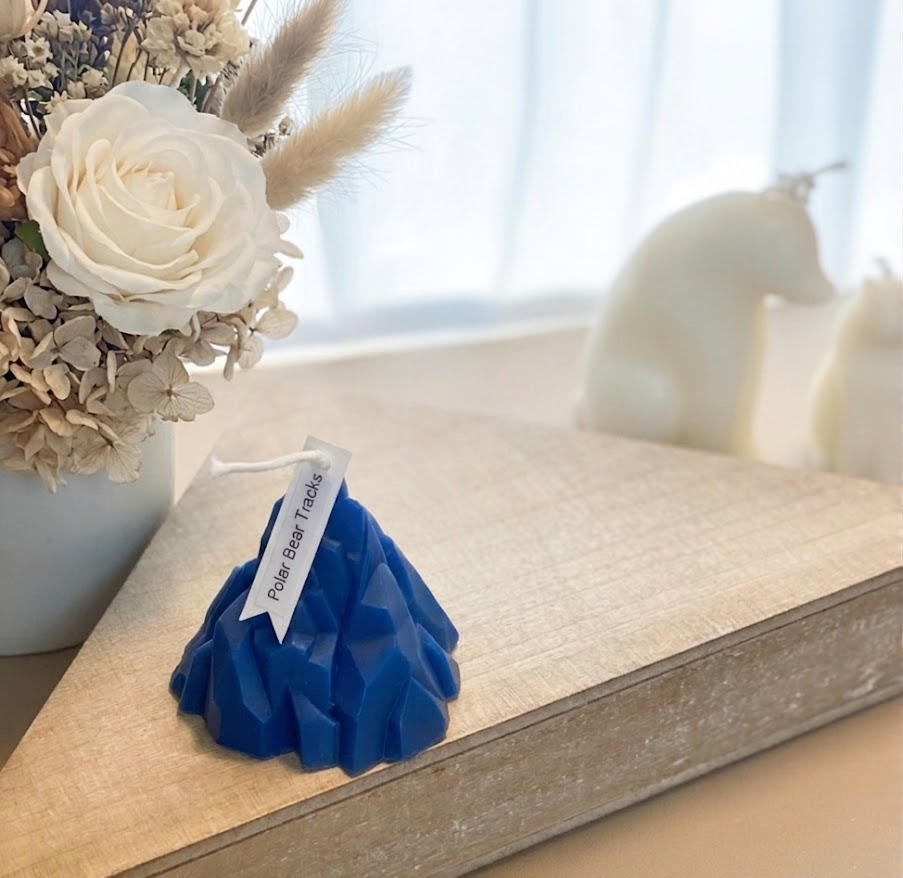 Iceberg Sculpture Candle – Hand-Poured Soy Wax | Blue Ice &amp; Clear Ice