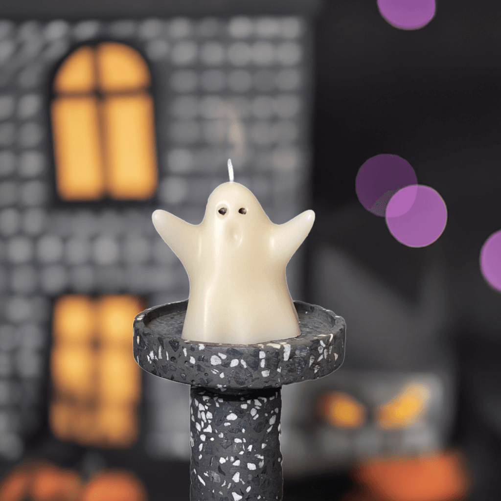 Ghost Candle – Handmade Soy Wax with a Cute Design