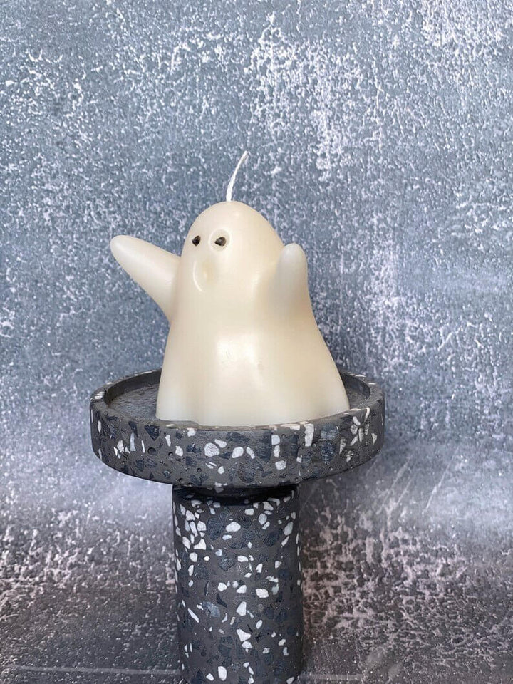 Cute Ghost Candle – Soy Wax for a Fun and Spooky Glow
