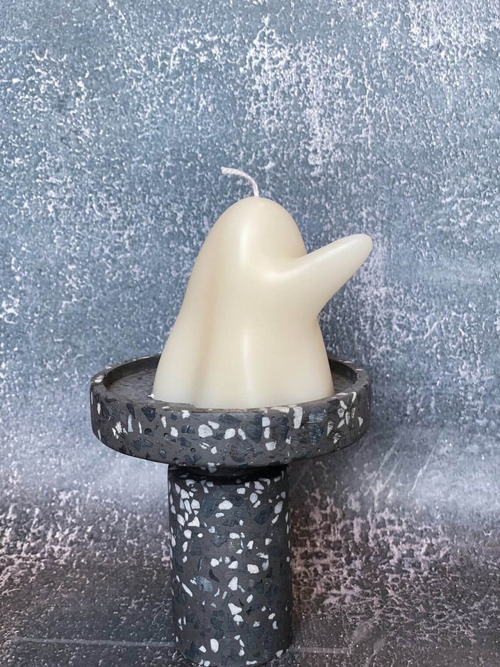 Scented Ghost Candle – Cute and Cozy Halloween Decor