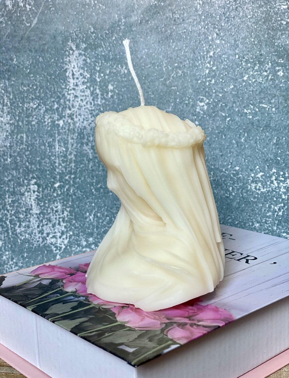 Veiled Lady Candle – Handcrafted with Intricate Detail