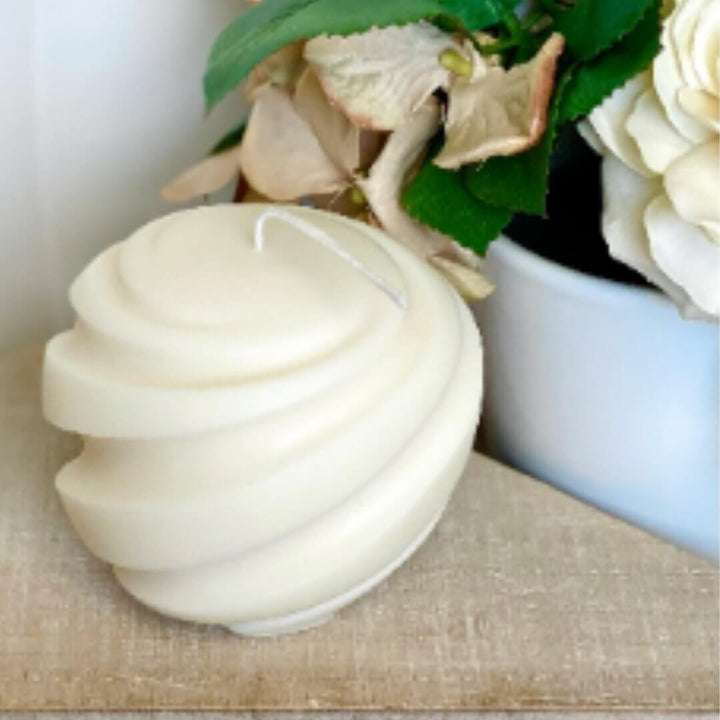 Minimalist Swirl Candle - Crazy About Candles