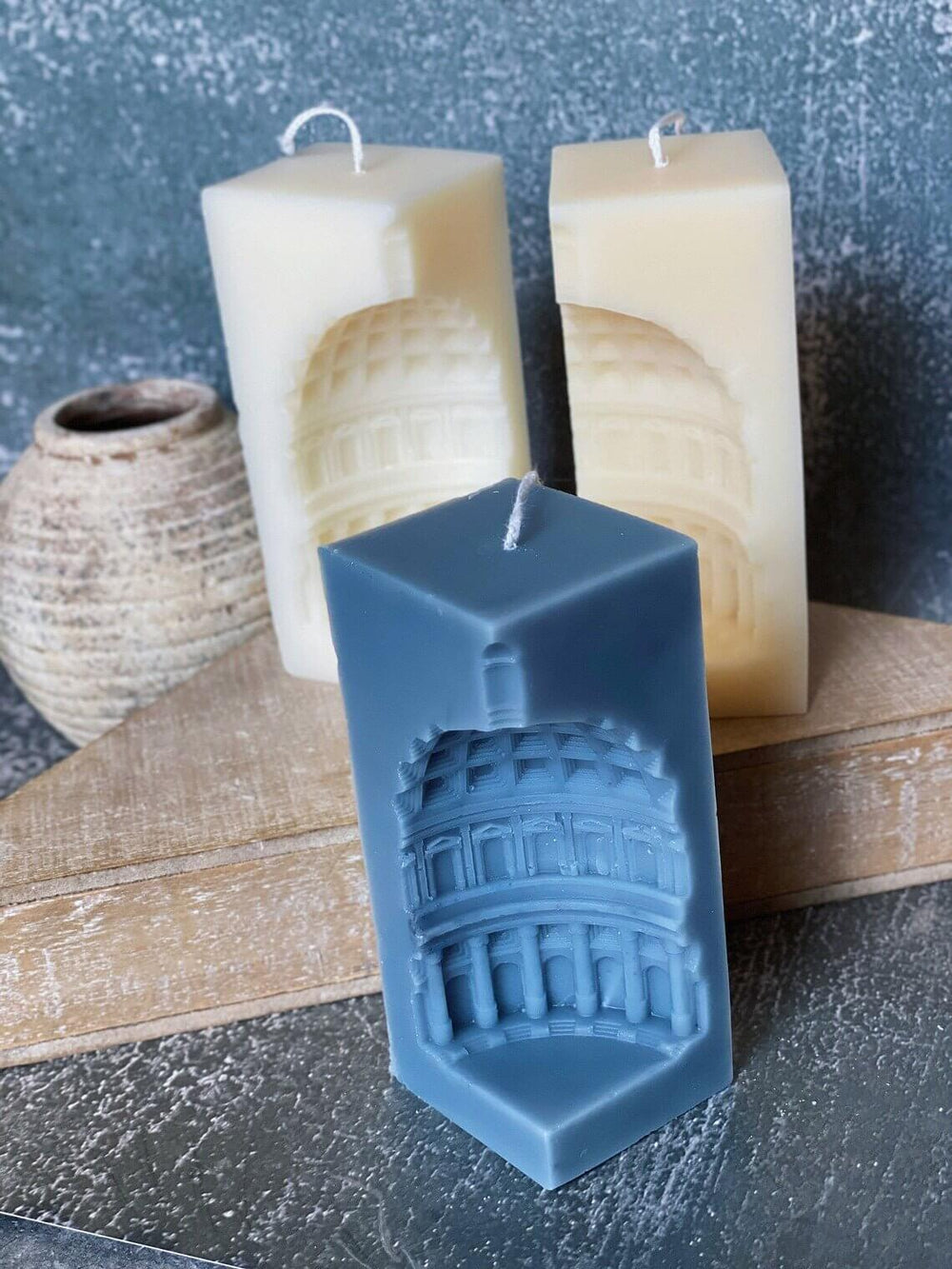 When In Rome Candle – Hand-Poured Soy Wax with an Elegant Aroma